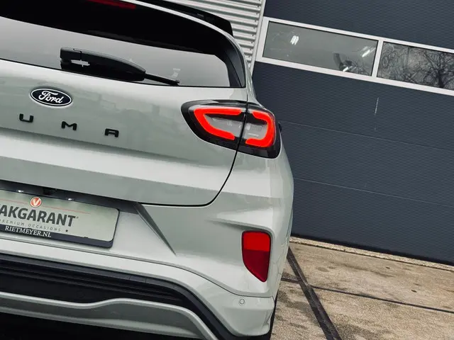 Ford Puma 1.0 EcoBoost Hybrid ST-Line 2024 Benzine 28