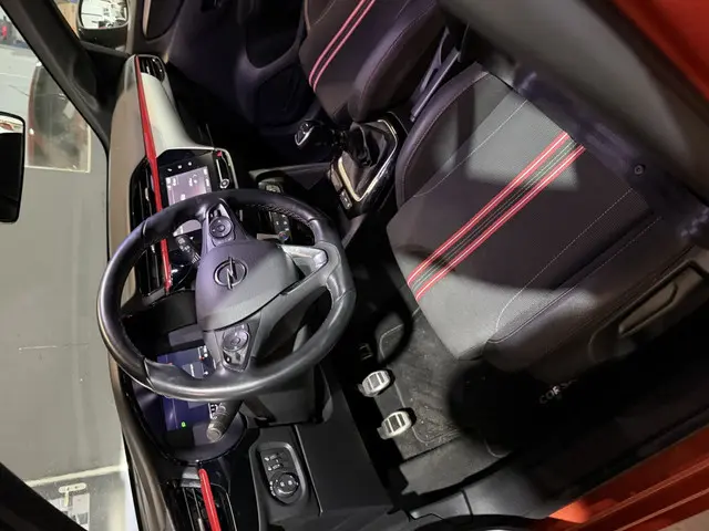 Opel Corsa 1.2 GS Line 2020 Benzine 18