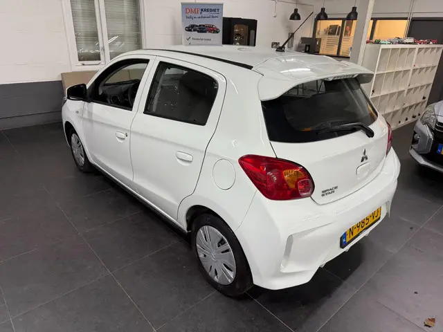 Mitsubishi Space Star 1.2 Cool+ 2022 Benzine 5