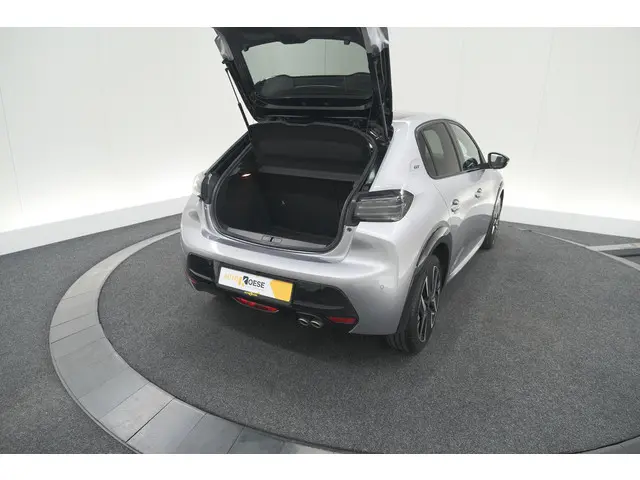 Peugeot 208 Hybrid 136 e-DCS6 GT 2024 Hybride Benzine 64