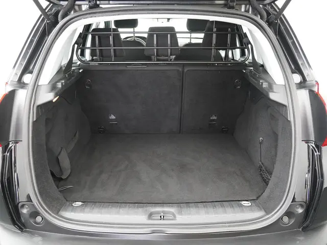Peugeot 2008 1.2 PureTech Allure 2017 Benzine 9