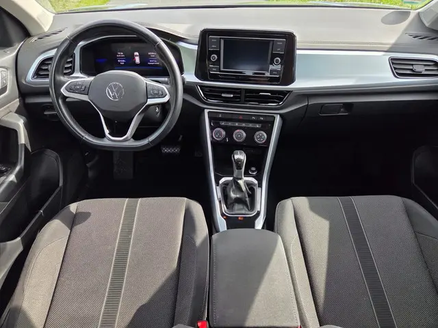 Volkswagen T-Roc 1.5 TSI Life Business 2022 Benzine 5