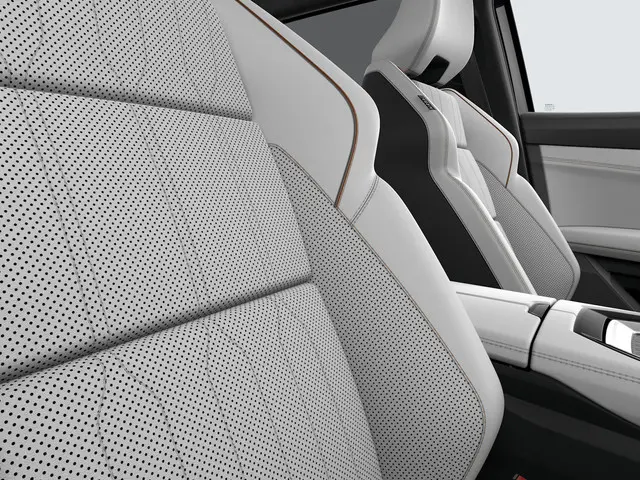 Renault Espace Iconic 2025 Hybride Benzine 15