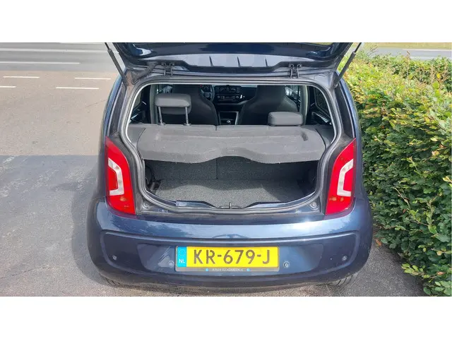 Volkswagen up! 1.0 take up! BlueMotion 2015 Benzine 10