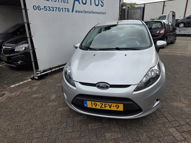 Ford Fiesta 1.25 Limited 2012 Benzine 6