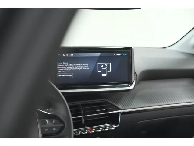 Peugeot 208 PureTech 100 Allure 2025 Benzine 46