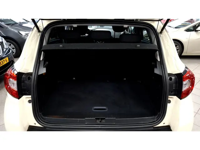 Renault Captur 0.9 TCe Dynamique 2015 Benzine 17