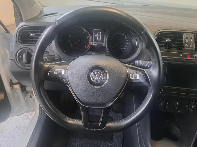 Volkswagen Polo 1.2 Easyline 2014 Benzine 14