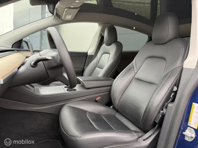 Tesla Model Y Long Range AWD 75 kWh 2021 Elektrisch 14