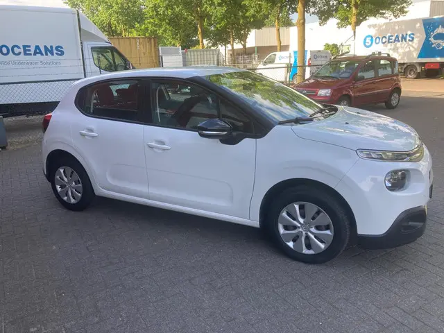 Citroën C3 1.2 PureTech Feel 105g 2017 Benzine 7