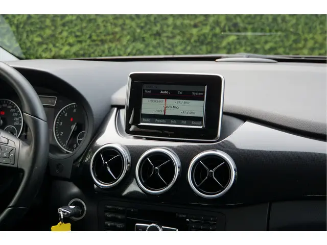 Mercedes-Benz B-Klasse B 180 Ambition 2014 Benzine 27