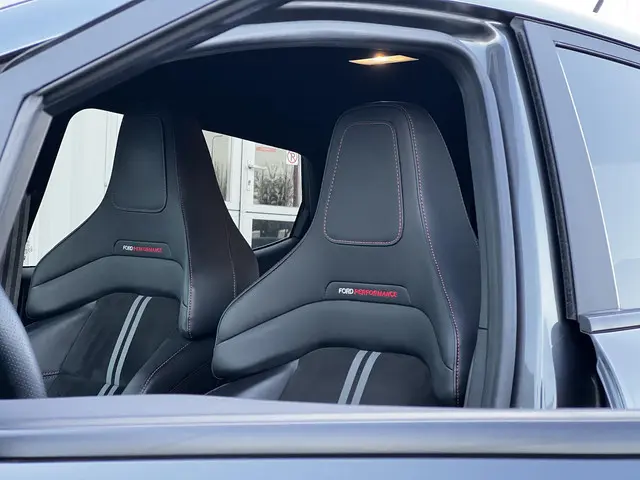 Ford Fiesta 1.5 Ecoboost ST-X 2022 Benzine 29