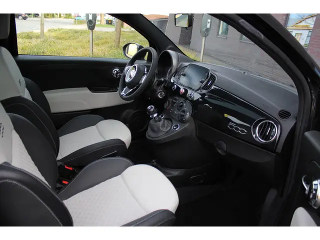 Fiat 500 1.0 Hybrid Dolcevita 2022 Hybride Benzine 11