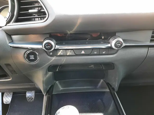 Mazda CX-30 2.0 e-SkyActiv M Hybrid 2021 Benzine 14