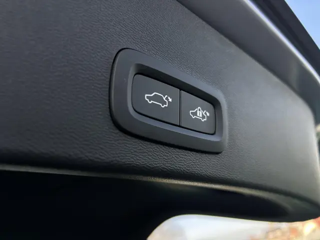 Volvo XC40 2.0 B4 Plus Dark 2025 Benzine 16