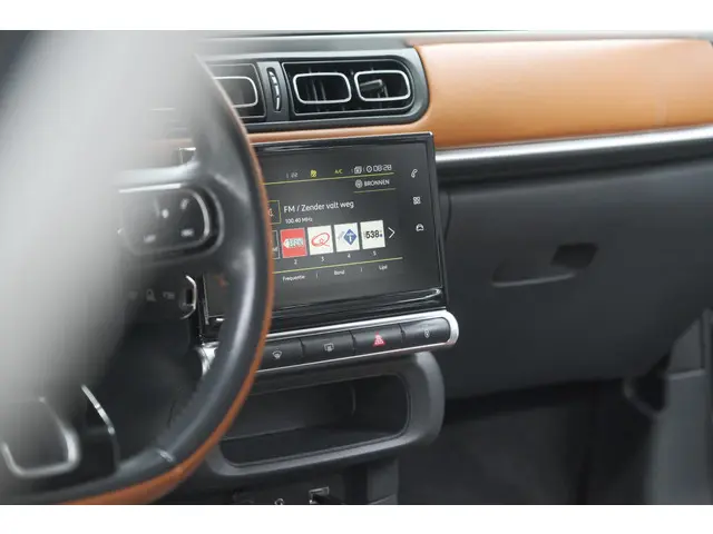 Citroën C3 PureTech 82 Shine 2017 Benzine 44