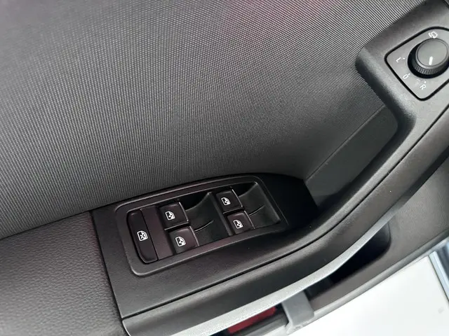 SEAT Ateca 1.5 TSI FR Business Intense 2019 Benzine 23