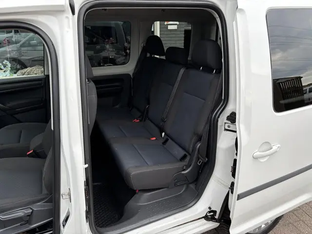 Volkswagen Caddy 1.2 TSI Personen 2016 Benzine 19