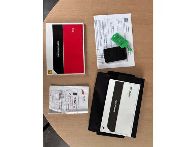 Renault Clio Estate 0.9 TCe Expression 2014 Benzine 35