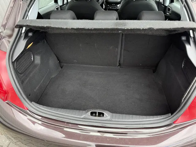Peugeot 208 1.2 VTi Envy 2013 Benzine 13