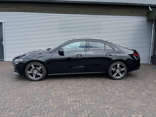 Mercedes-Benz CLA 2
