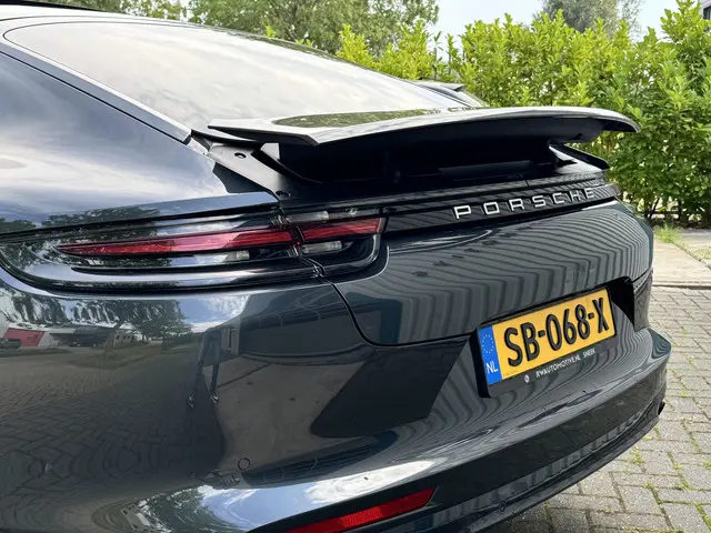 Porsche Panamera 2.9 4 E-Hybrid 2017 Hybride Benzine 4