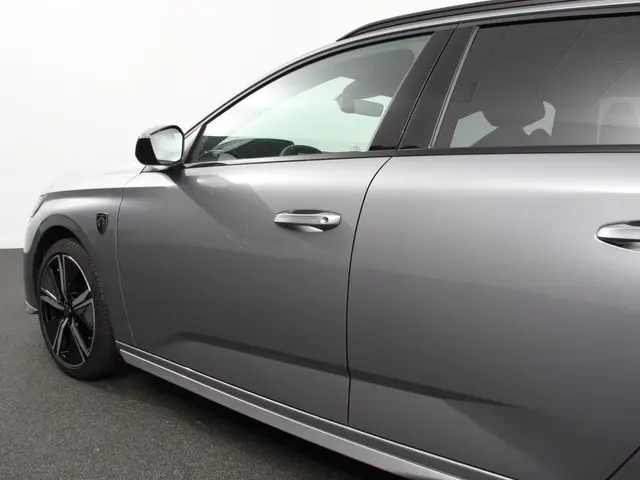 Peugeot 308 1.2 PureTech GT 2024 Benzine 27