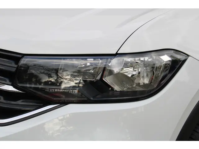 Volkswagen T-Cross 1.0 TSI Life 2021 Benzine 19