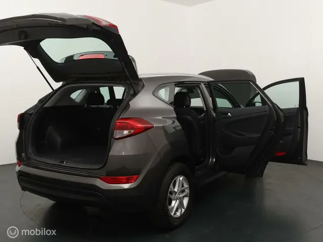 Hyundai Tucson 1.6 GDi Comfort 2017 Benzine 21