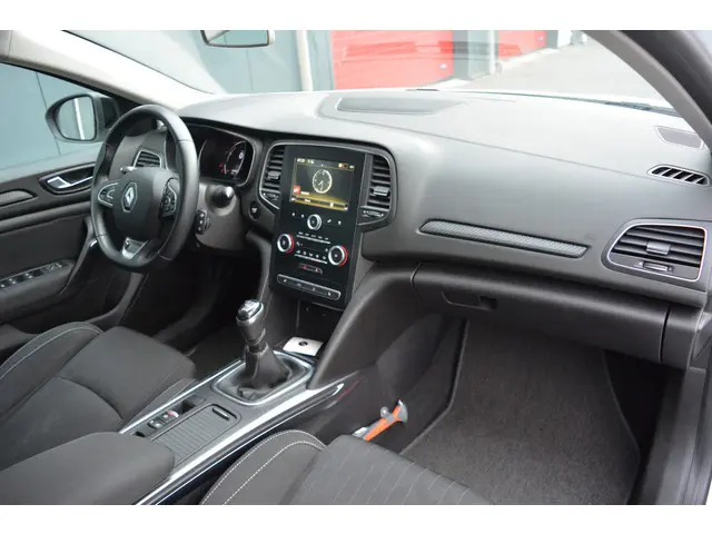 Renault Mégane 1.3 TCe Limited 2020 Benzine 37