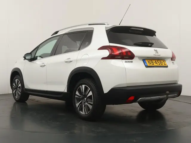 Peugeot 2008 3