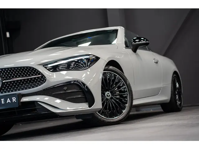 Mercedes-Benz CLE Cabriolet 200 AMG Line 2024 Benzine 4