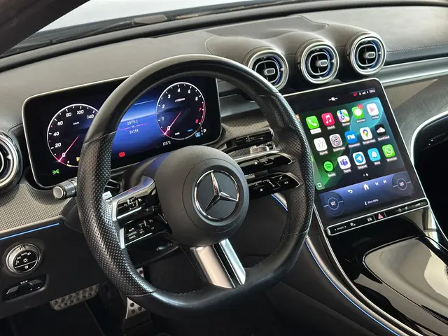 Mercedes-Benz C-Klasse 180 AMG Line 2022 Benzine 28