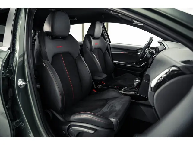 Kia Ceed 1.6 T-GDi GT 2023 Benzine 57