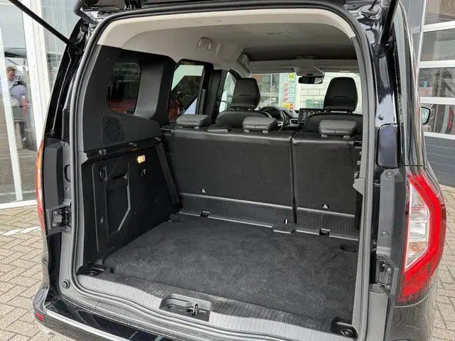 Renault Kangoo 1.3 TCe 130 Techno 2023 Benzine 30