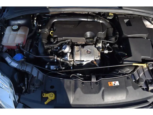 Ford Focus 1.0 EcoBoost Titanium 2012 Benzine 15