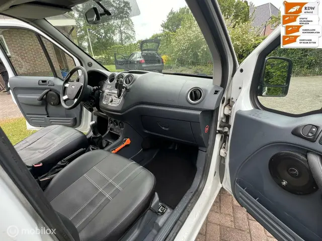 Ford Transit Connect T230L 1.8 TDCi Trend 2013 Diesel 17