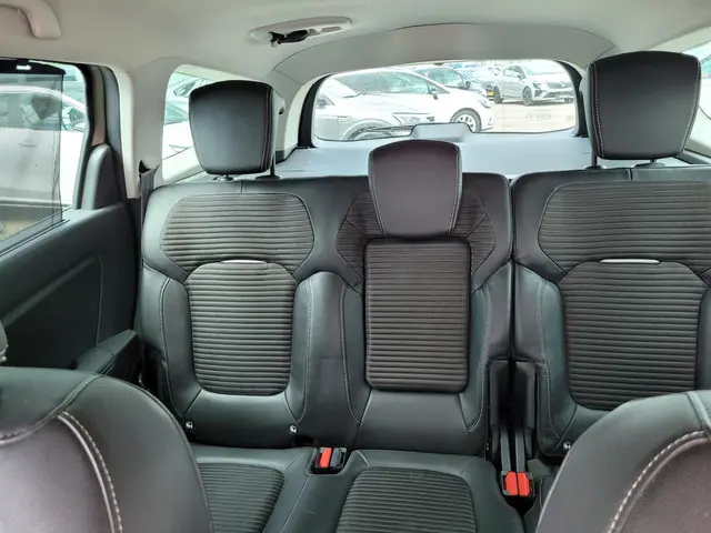 Renault Grand Scénic 1.2 TCe Intens 2017 Benzine 26