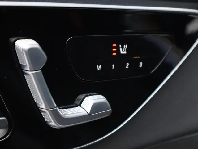 Mercedes-Benz C-Klasse 180 AMG Line 2024 Benzine 16