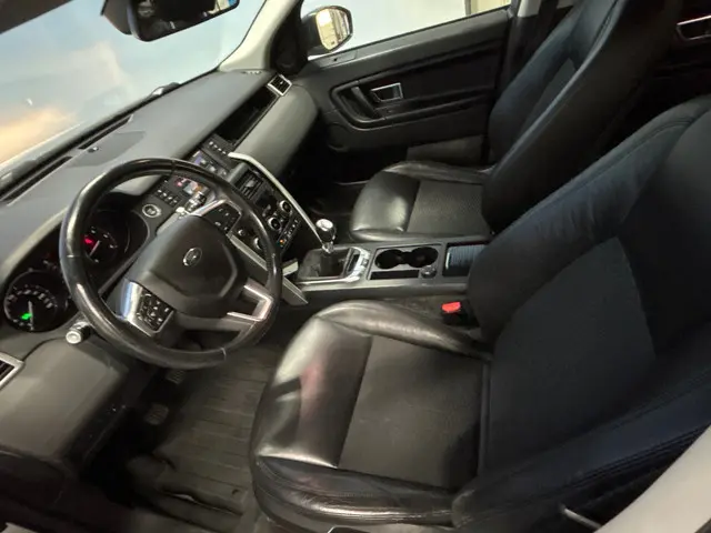 Land Rover Discovery Sport 2.0 TD4 HSE 2018 Diesel 9