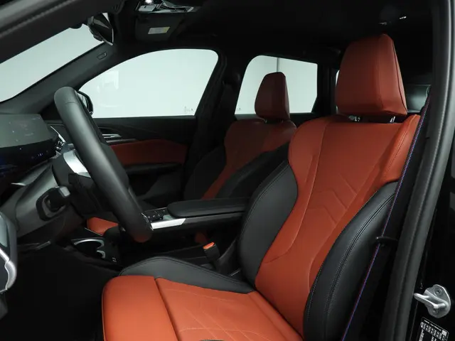 BMW X1 sDrive18i 2025 Benzine 7