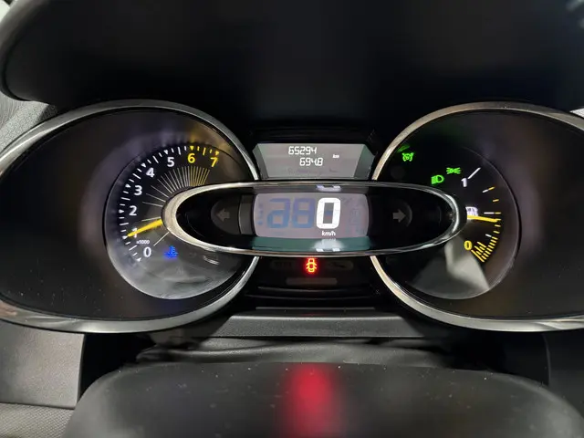 Renault Clio 0.9 TCe ECO Night&Day 2014 Benzine 11