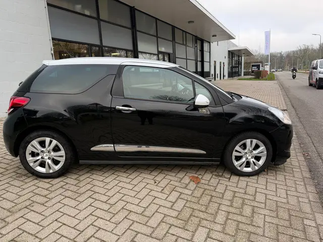 Citroën DS3 1.6 VTi So Chic AUTOMAAT 2013 Benzine 6