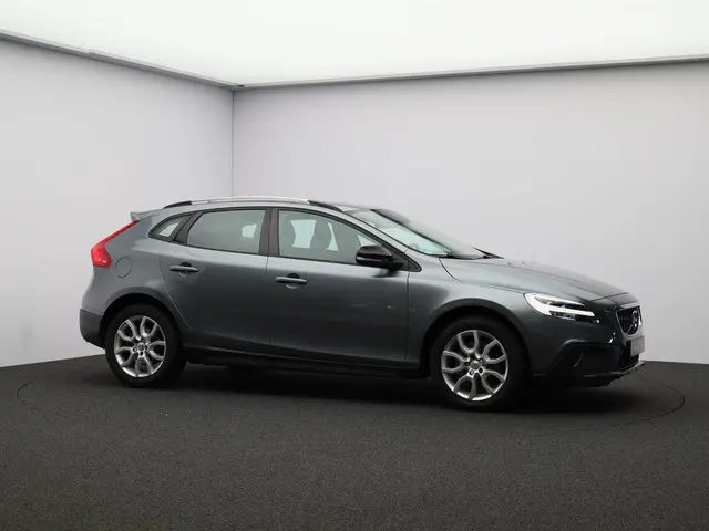 Volvo V40 Cross Country 2.0 T3 Nordic+ 2017 Benzine 29