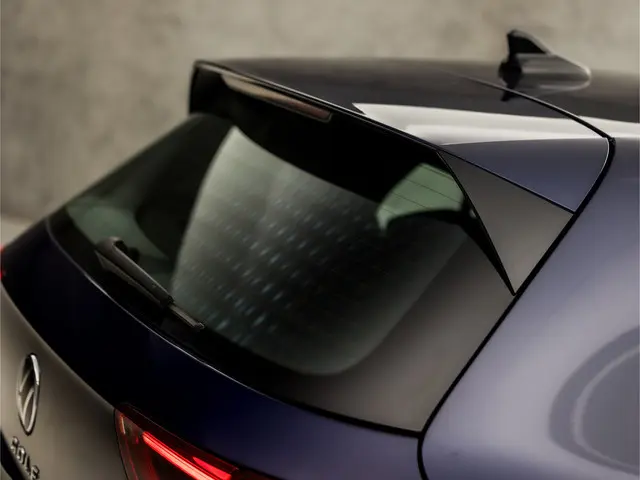 Volkswagen Golf 1.0 eTSI Sport 2022 Benzine 31