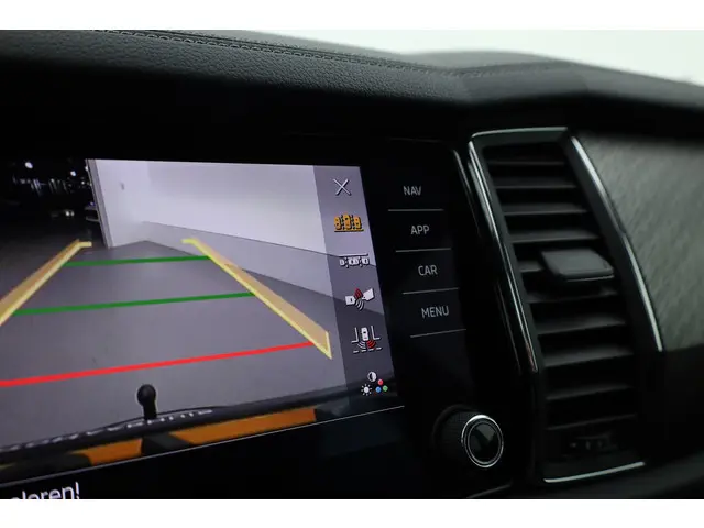 Škoda Kodiaq 1.5 TSI Style Business 7p. DSG 2023 Benzine 32