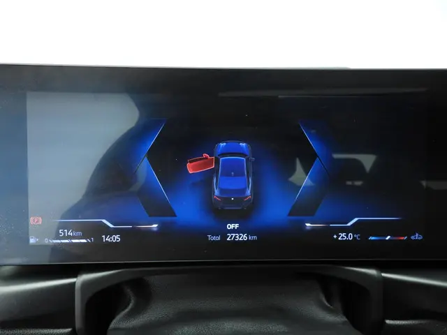 BMW 2 Serie Coupe 230i 2024 Benzine 11