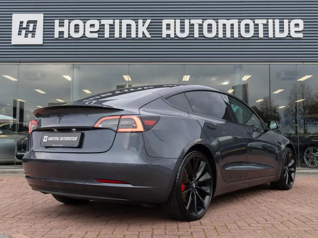Tesla Model 3 Performance AWD 75 kWh 2019 Elektrisch 2