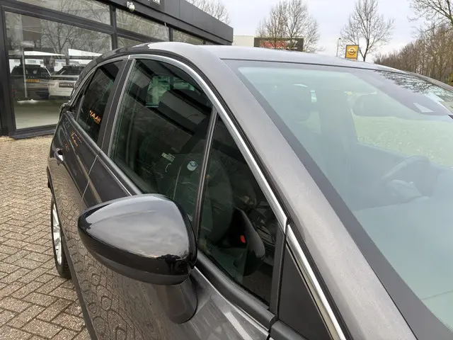 Opel Crossland 1.2 Turbo Elegance 2022 Benzine 19