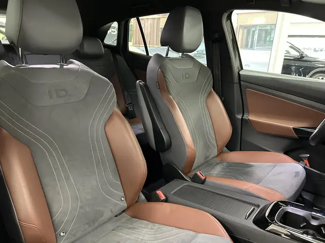Volkswagen ID.4 First 77 kWh 2020 Elektrisch 8
